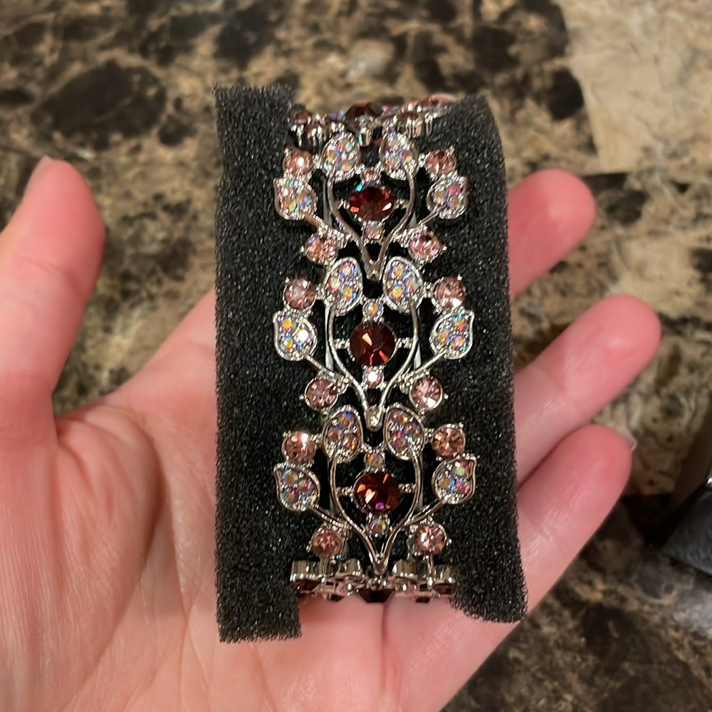 Danbury Mint Cherry Blossom Bracelet - Picture 5 of 10